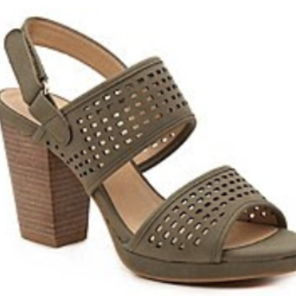 CL BY LAUNDRY Wakeful Platform Sandal